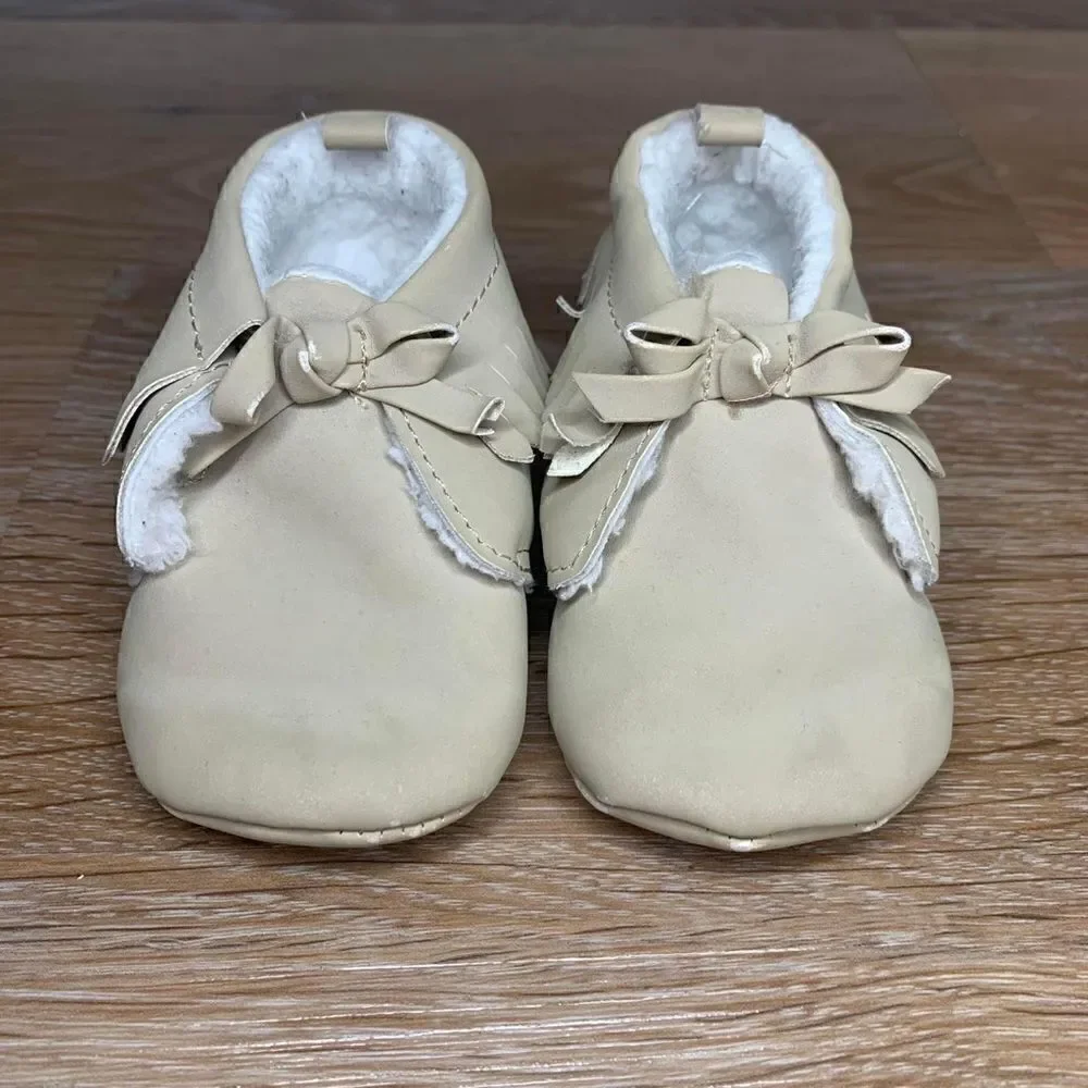 Carter’s 3-6 Months Baby Girl Shoes